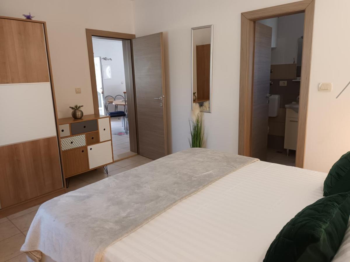 Vila Kuca Za Odmor Maka Kučiće Exteriér fotografie