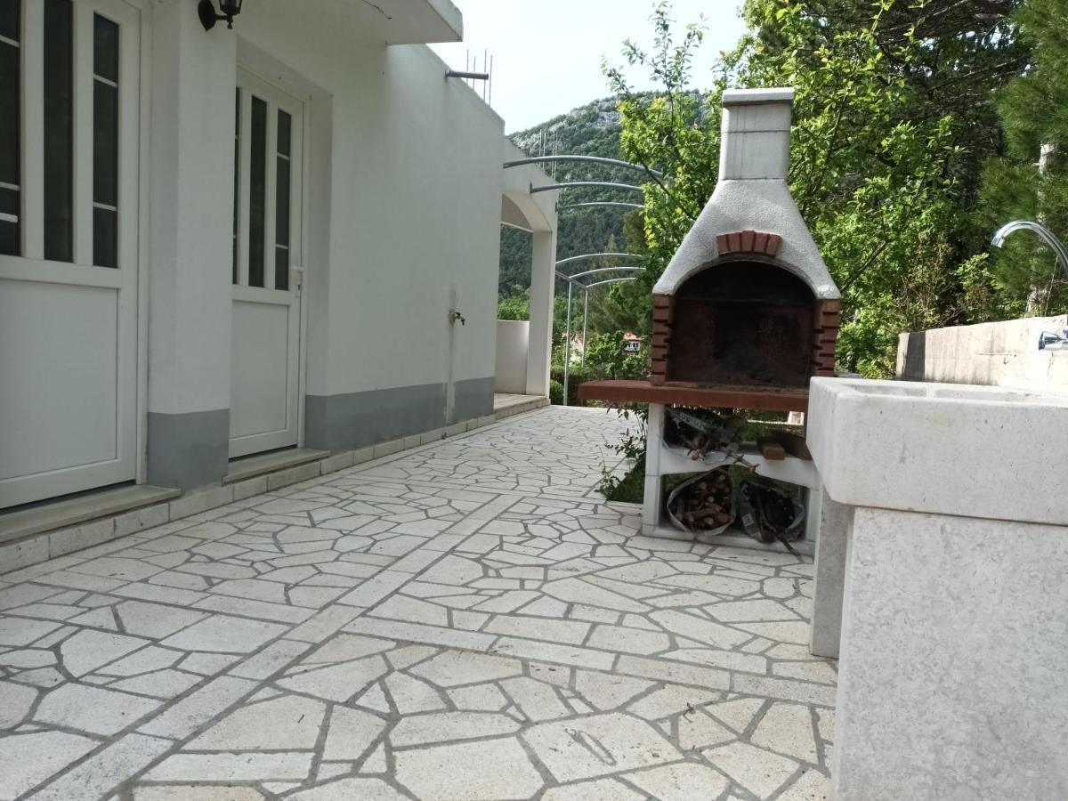 Vila Kuca Za Odmor Maka Kučiće Exteriér fotografie